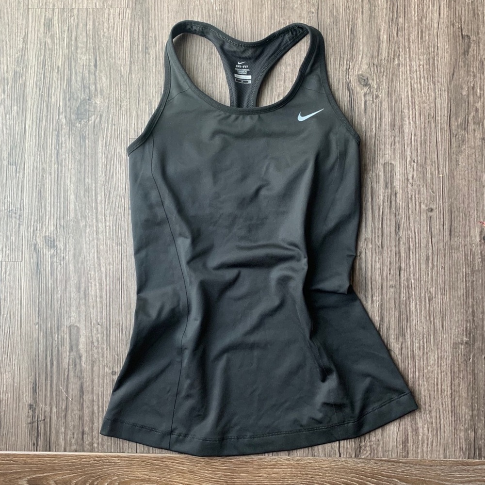 NIKE DRI-FIT